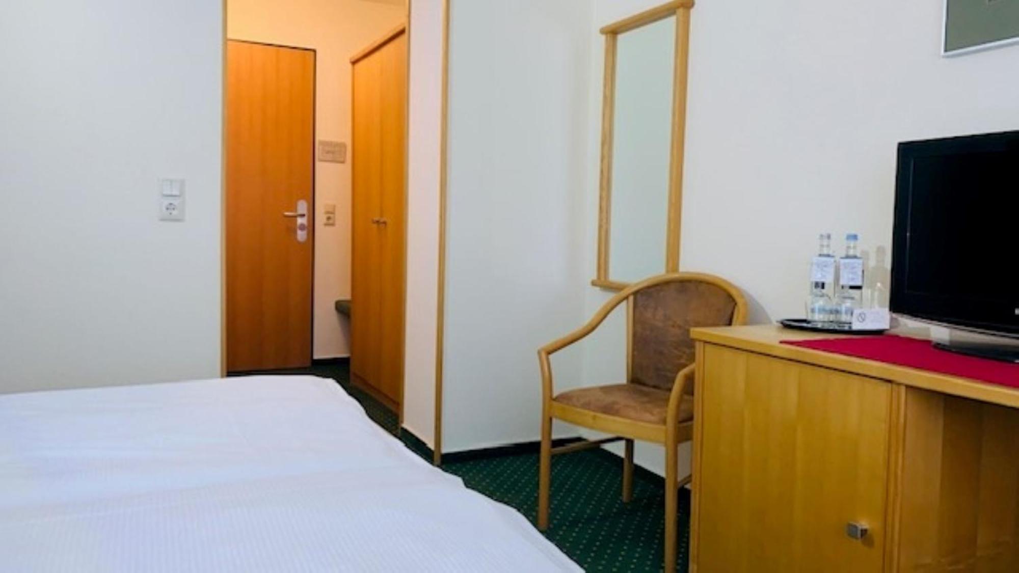 Park Hotel Sellin Eksteriør bilde